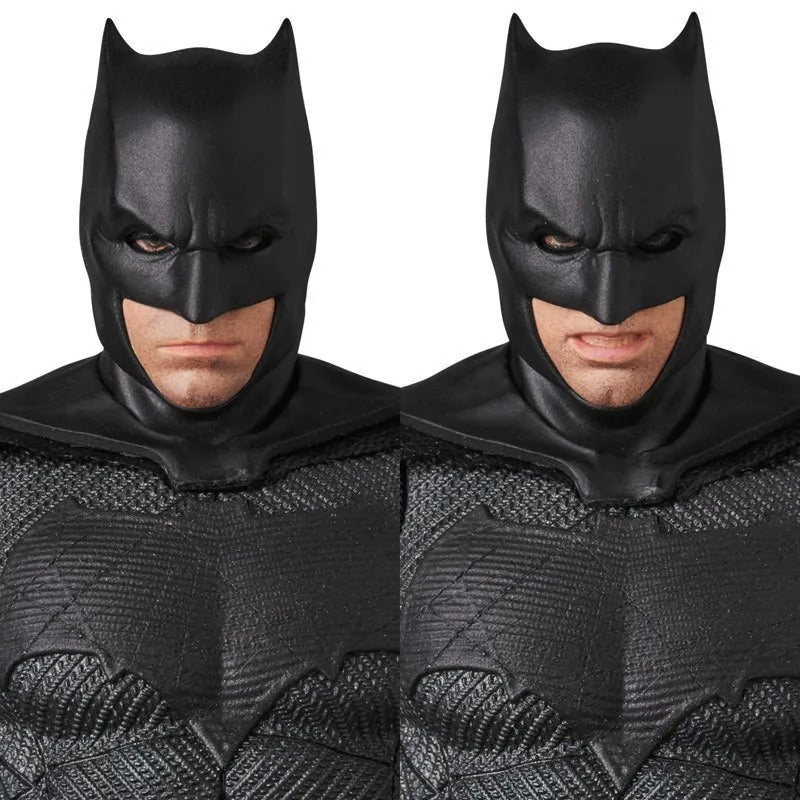 Action Figure Batman Mafex 056 15cm – Bruce Wayne Liga da Justiça Articulado PVC Colecionável | Bankai Boss