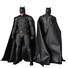 Action Figure Batman Mafex 056 15cm – Bruce Wayne Liga da Justiça Articulado PVC Colecionável | Bankai Boss