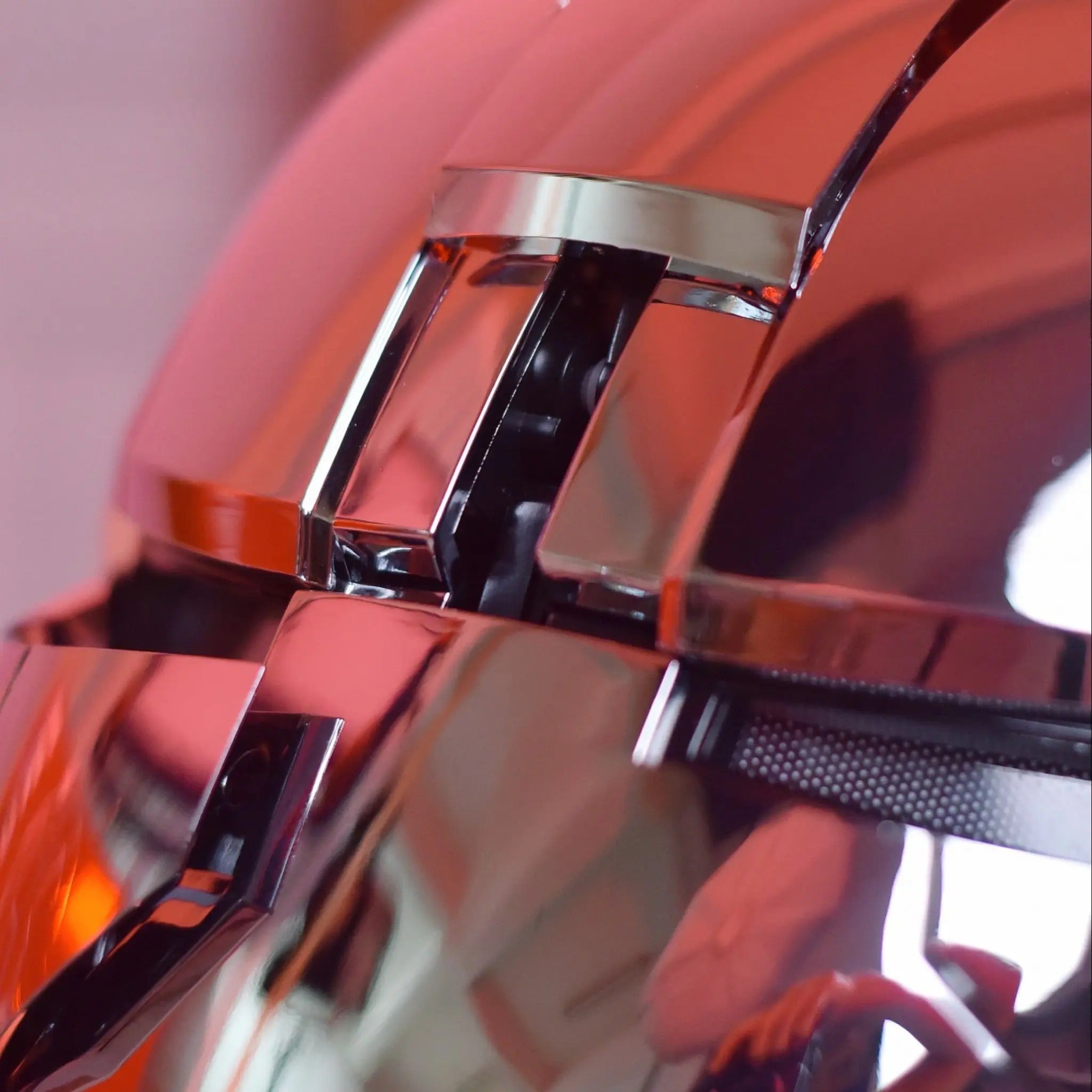 Capacete Homem de Ferro MK5 1:1 com Controle de Voz e LED – Máscara Wearable Iron Man Cosplay Eletrônico | Bankai Boss
